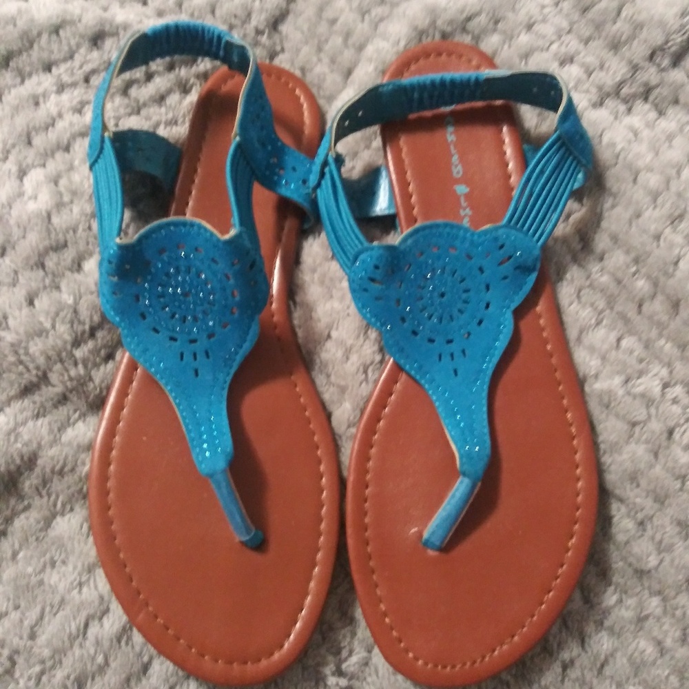 Women's sandals